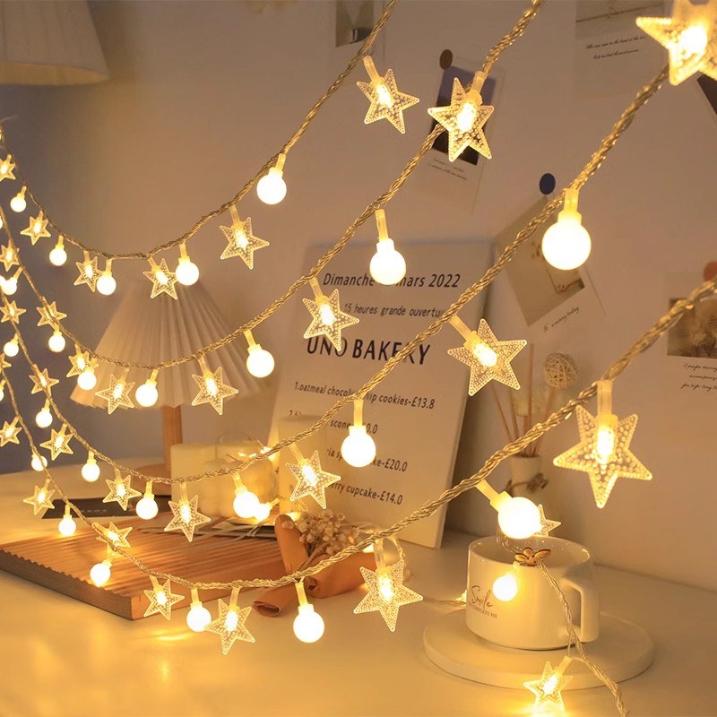 LED string light with plastic star and ball