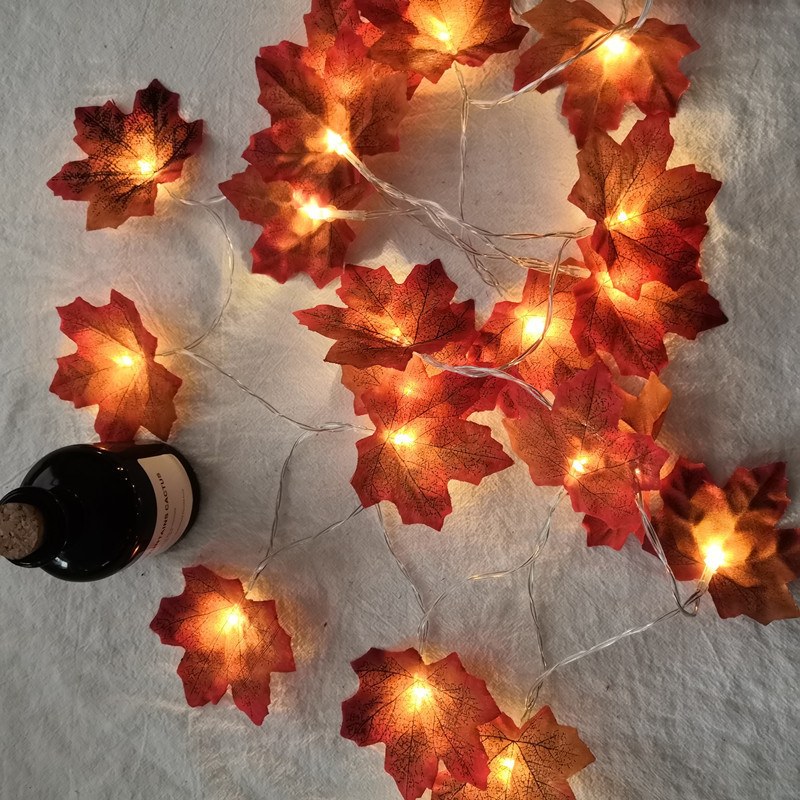 Artificial maple leaf shaped LED string light-2AA