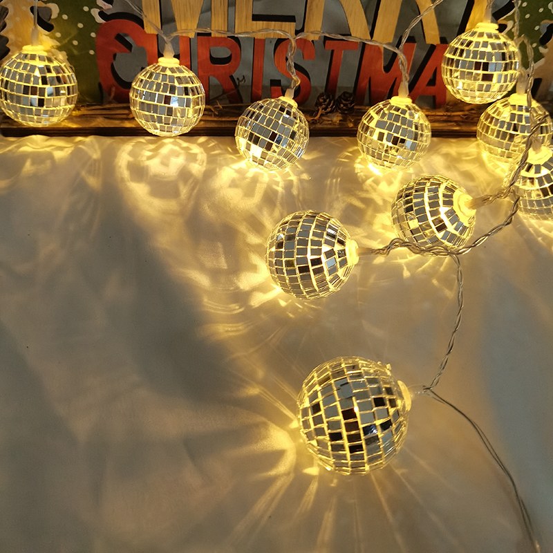 LED string light-mirror ball