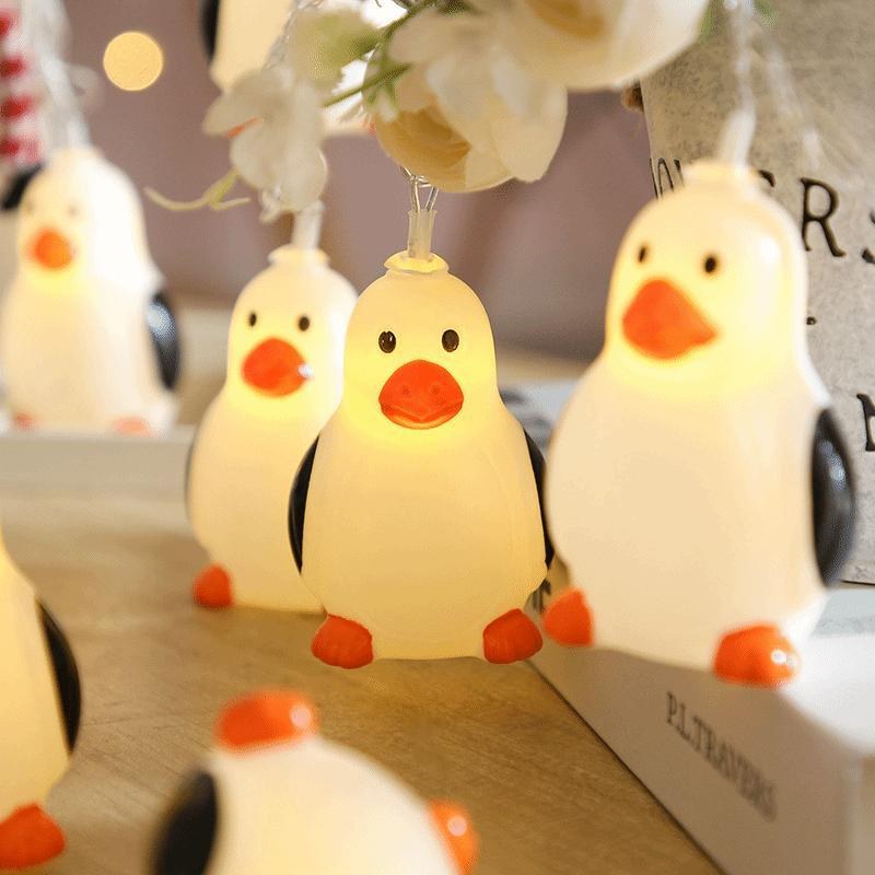 LED string light—penguin