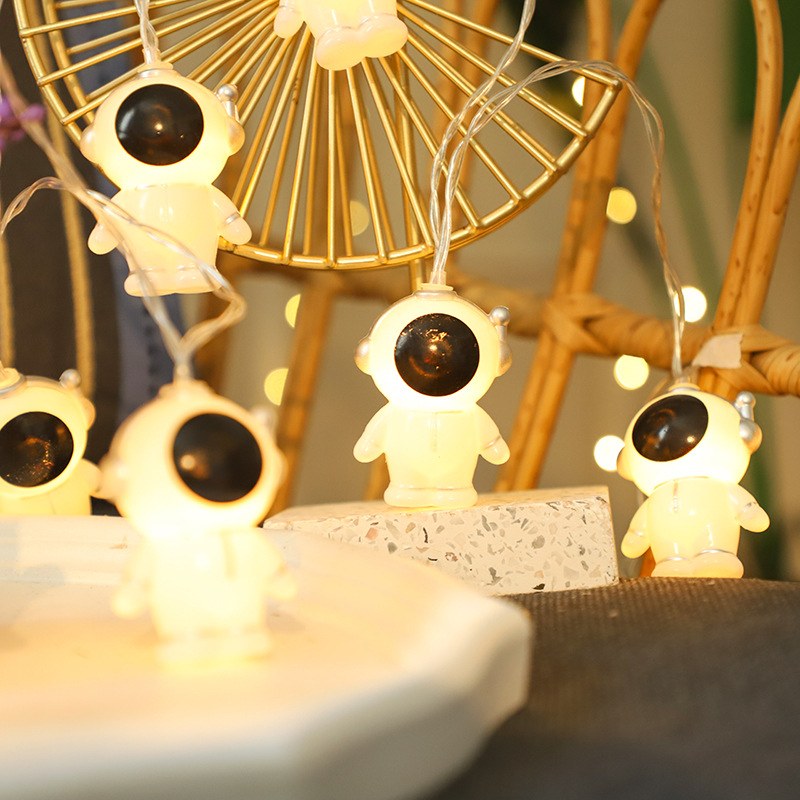 LED string light–astronaut