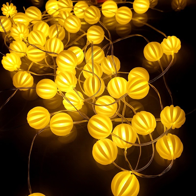 Plastic ball LED string light