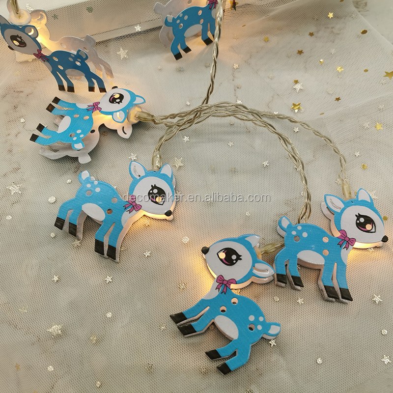 LED string light with metal deer