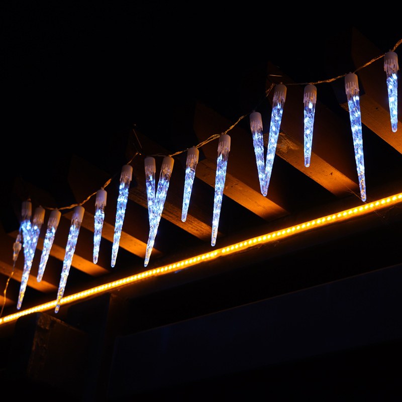 Icicle light